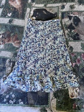 00’s Jaclyn Smith Floral Blue Ruffle Hem Skirt